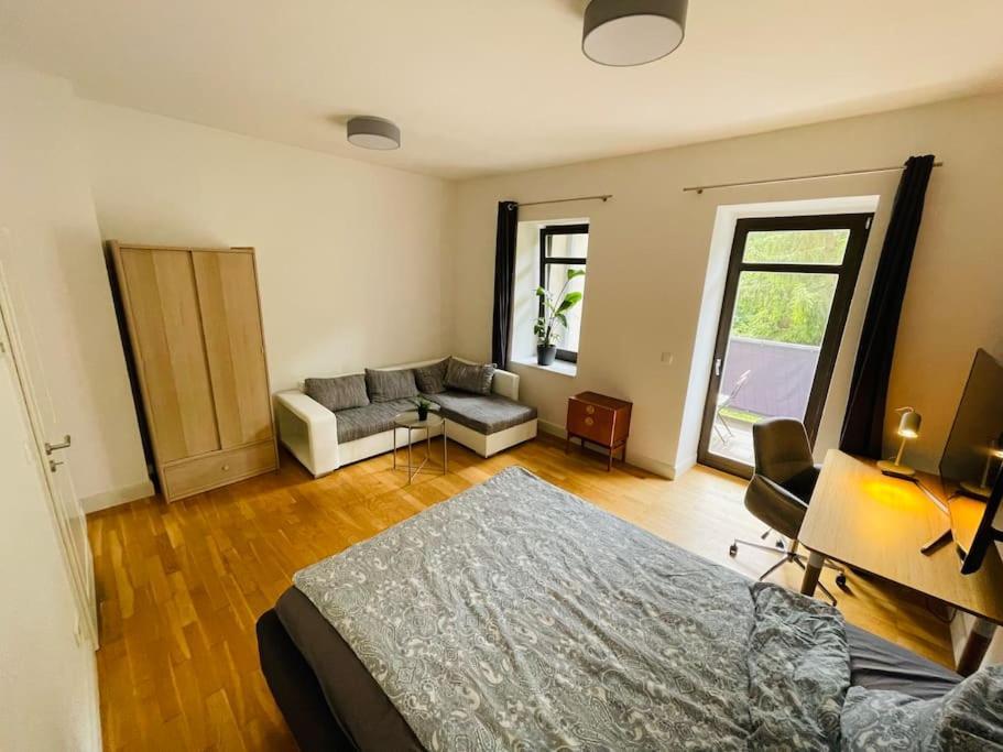 Charmante Wohnung Im Gruenen Leipzig Exterior photo